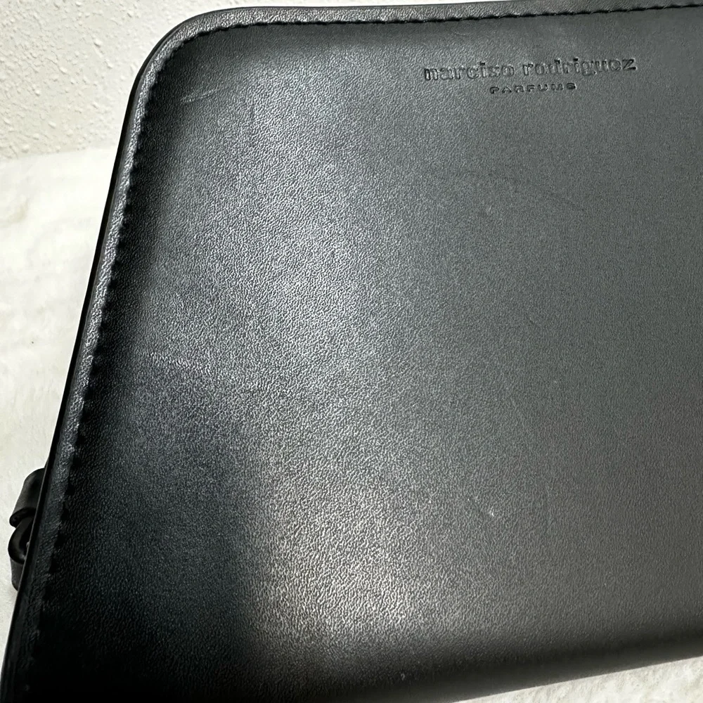 EUC Narciso Rodríguez Parfums wristlet - Picture 8 of 8